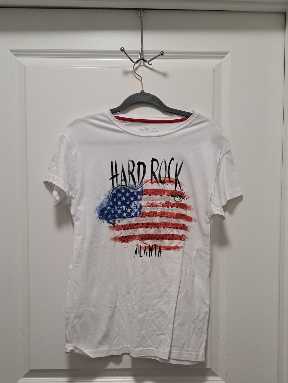 Hard Rock Cafe White Womens Atlanta Flag Graphic Tee with Red & Blue Print